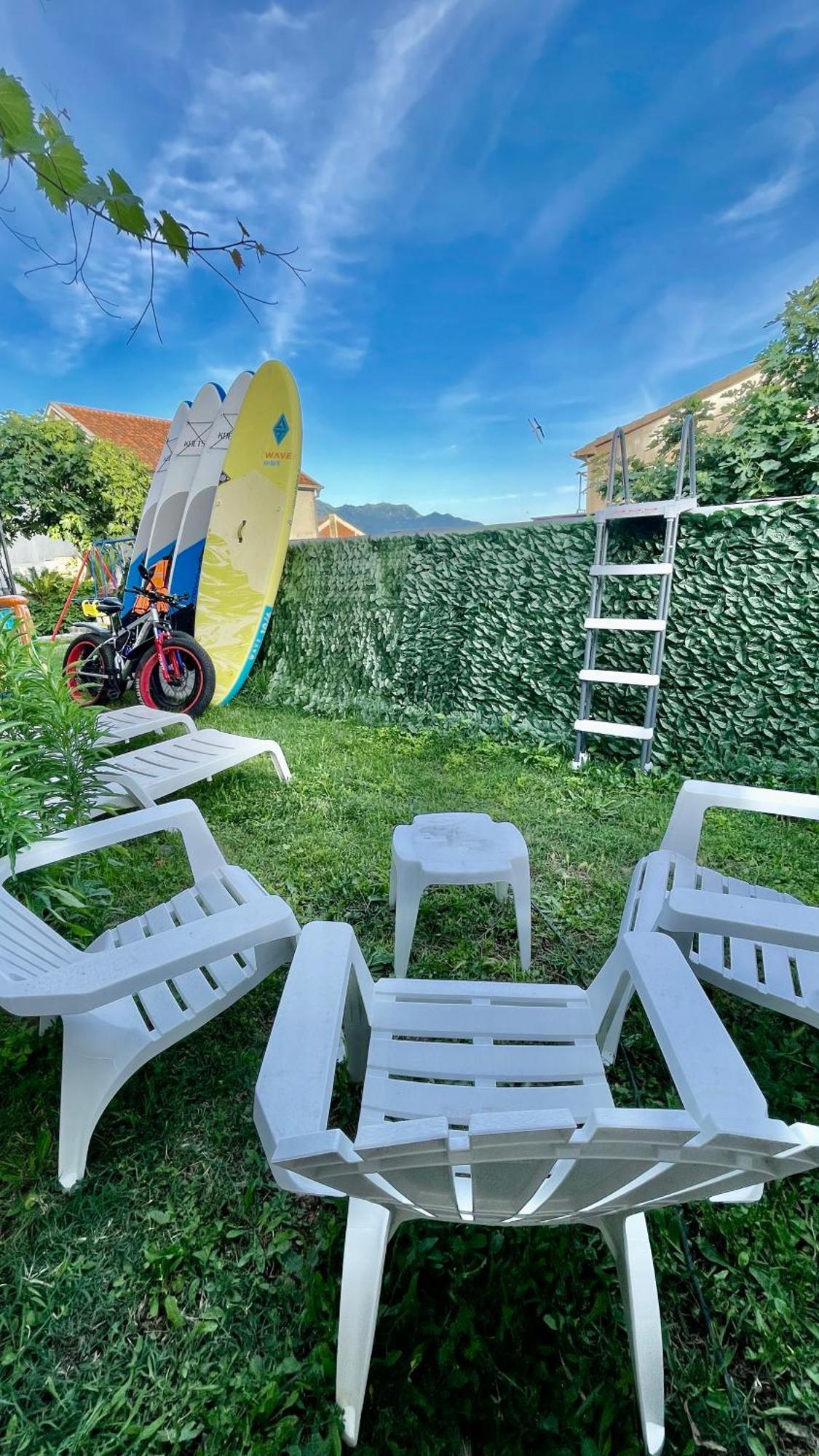 比耶拉Family House With Pool & Sea View公寓式酒店 外观 照片