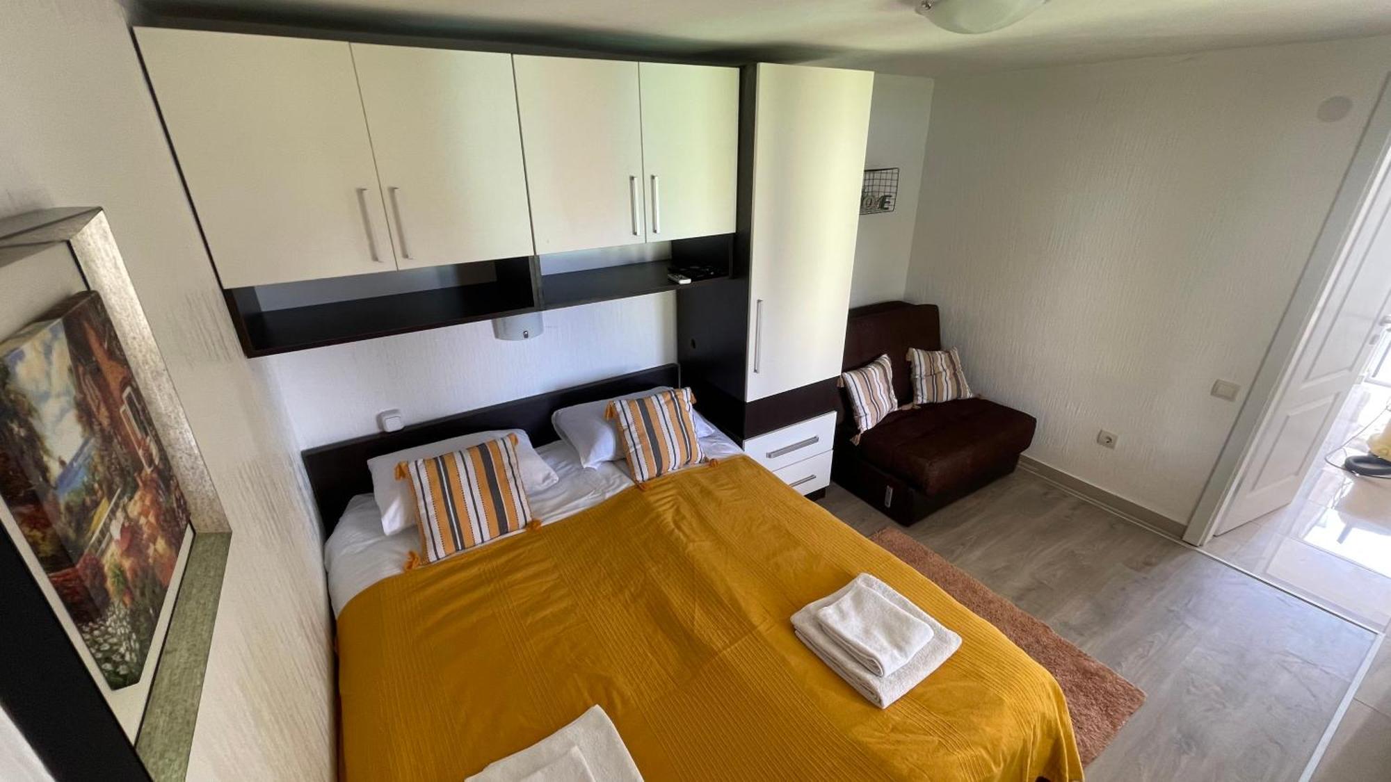 比耶拉Family House With Pool & Sea View公寓式酒店 外观 照片