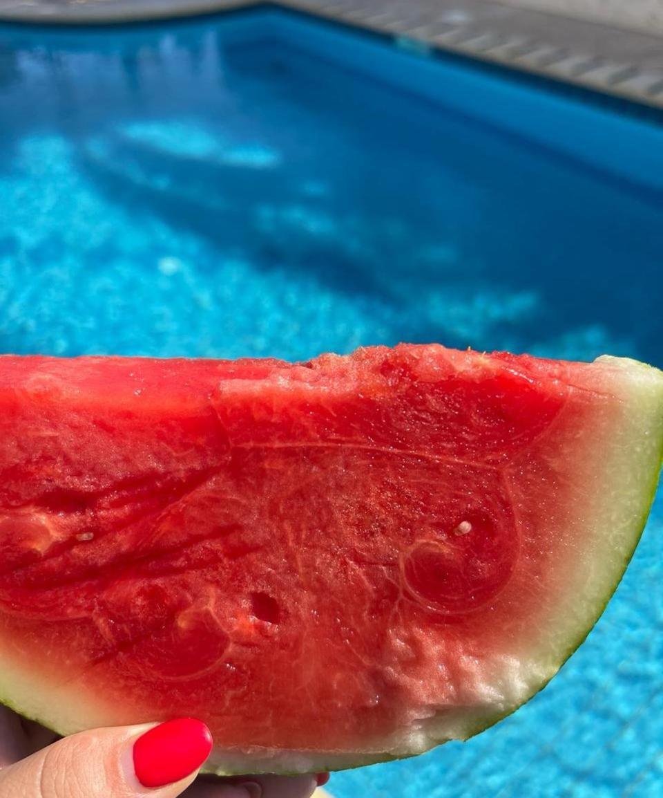 比耶拉Family House With Pool & Sea View公寓式酒店 外观 照片