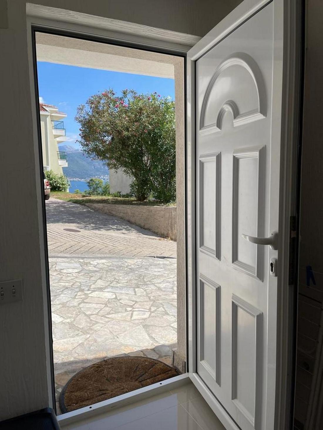 比耶拉Family House With Pool & Sea View公寓式酒店 外观 照片