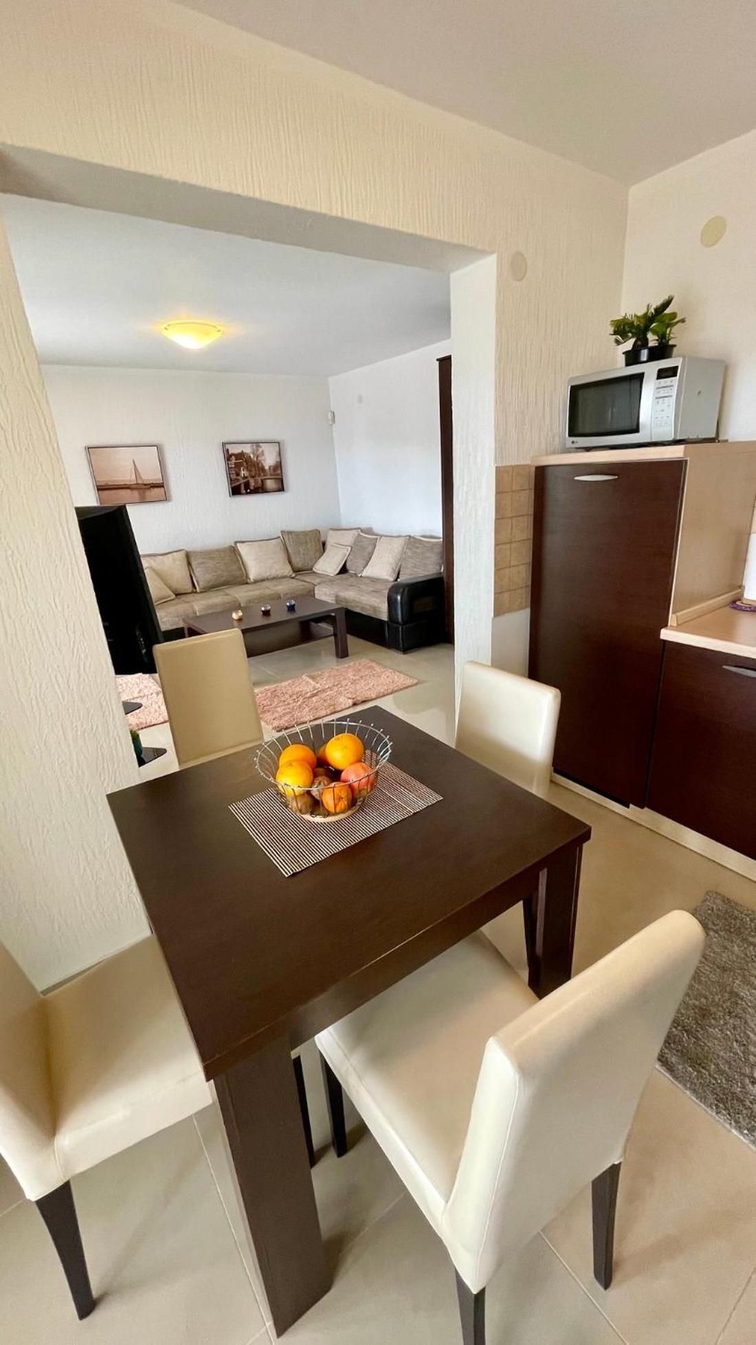 比耶拉Family House With Pool & Sea View公寓式酒店 外观 照片