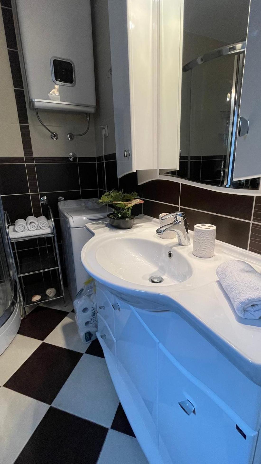 比耶拉Family House With Pool & Sea View公寓式酒店 外观 照片