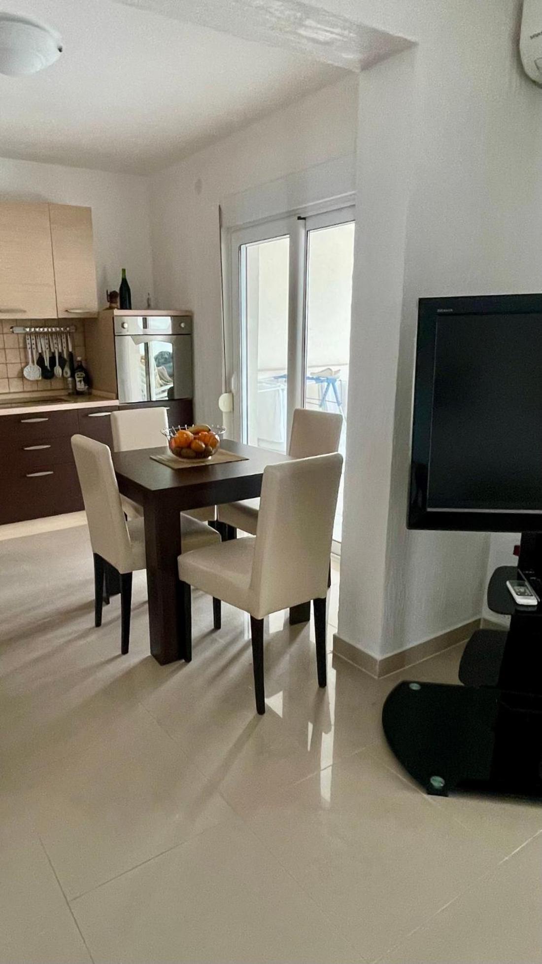比耶拉Family House With Pool & Sea View公寓式酒店 外观 照片